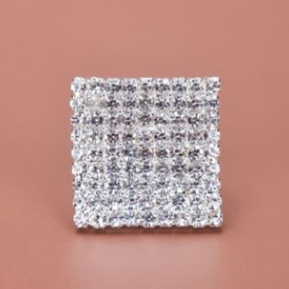 🎄Sparkle & Shine" Square Rhinestone Adjustable Ring - Picture 4 of 5